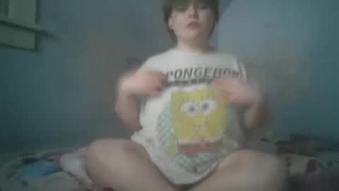 Snapshot of brainwashedbubbles chatting on December 2025 02:39:01 AM bubbles online show from December 2025 02:39:01 AM