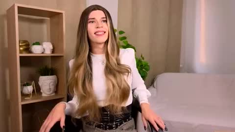 Snapshot of branda_kelly chatting on November 2025 01:15:01 PM Branda online show from November 2025 01:15:01 PM