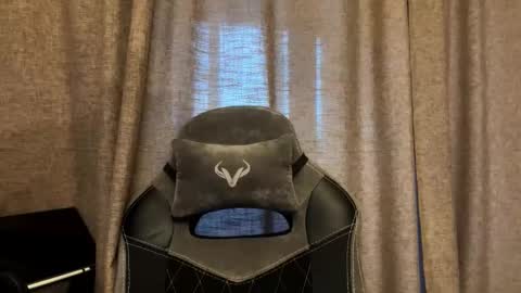 Snapshot of brandamatteson chatting on October 2025 01:13:01 PM Alice online show from October 2025 01:13:01 PM