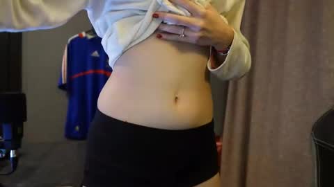 Snapshot of brandamatteson chatting on November 2025 03:49:01 PM Alice online show from November 2025 03:49:01 PM