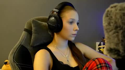 Snapshot of brandamatteson chatting on December 2025 03:17:01 PM Alice online show from December 2025 03:17:01 PM