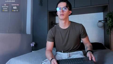 brandon_starkk online show from March 2026 11:48:02 AM
