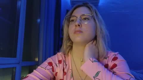 Belle  online show from January 2026 01:27:02 PM