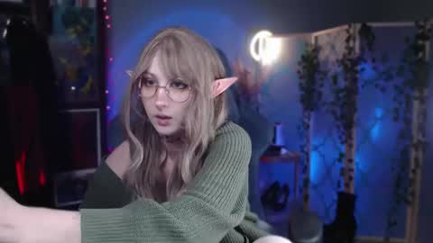 Snapshot of brandy_queen chatting on March 2025 12:04:02 PM Aurorabut ur dad just calls me Rory online show from March 2025 12:04:02 PM