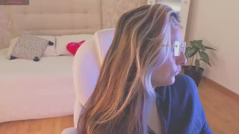 Snapshot of brandy_sweet_ chatting on September 2025 10:38:02 AM BRANDY online show from September 2025 10:38:02 AM