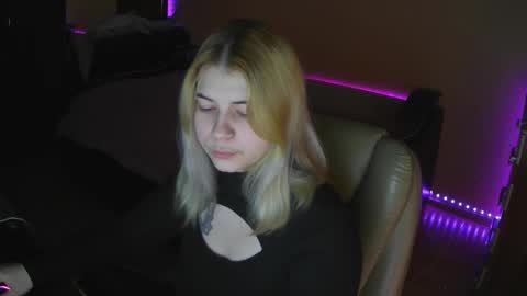 brandy_wow online show from March 2026 08:14:01 PM