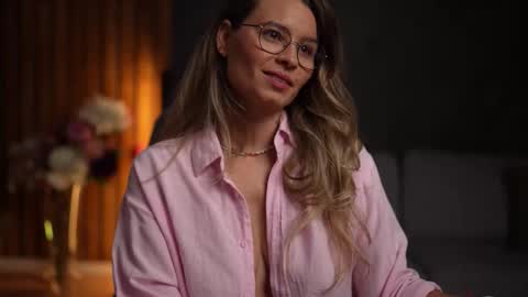 Snapshot of brandywhite chatting on October 2025 04:38:01 AM Alex online show from October 2025 04:38:01 AM