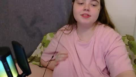 Snapshot of brattyprincess_emma chatting on November 2025 07:01:02 PM Emma online show from November 2025 07:01:02 PM