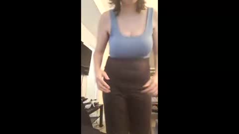 Sexy Fun Ivy  online show from January 2026 10:30:02 PM