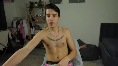 Johny Bravo online show from December 2024 05:39:02 AM