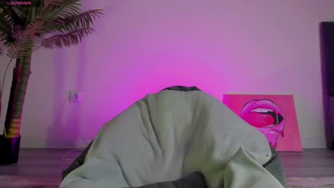 Johny Bravo online show from January 2025 01:25:02 PM