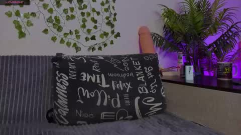 Snapshot of bravo_maestro chatting on November 2025 11:31:01 AM Johny Bravo online show from November 2025 11:31:01 AM