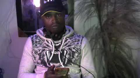 Snapshot of brayan1111x chatting on March 2026 02:06:02 AM brayan1111x online show from March 2026 02:06:02 AM