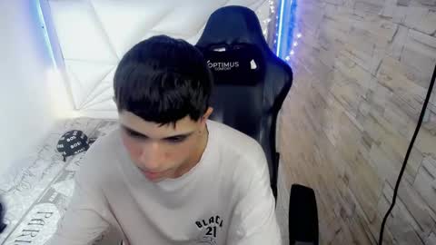 BRAYAN online show from December 2024 06:50:01 PM