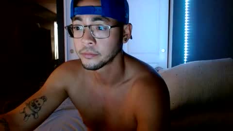 Breadcrumbsss online show from November 2025 02:14:01 AM