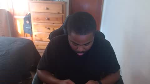 Snapshot of breadw1nnah chatting on September 2025 03:06:01 PM Breadw1nnah online show from September 2025 03:06:01 PM