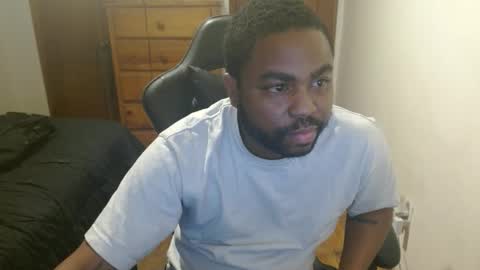 Snapshot of breadw1nnah chatting on October 2025 07:08:02 AM Breadw1nnah online show from October 2025 07:08:02 AM