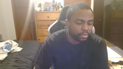 Snapshot of breadw1nnah chatting on December 2025 07:06:01 AM Breadw1nnah online show from December 2025 07:06:01 AM