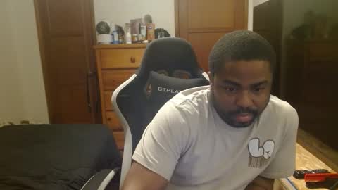 Snapshot of breadw1nnah chatting on February 2026 04:57:02 AM Breadw1nnah online show from February 2026 04:57:02 AM