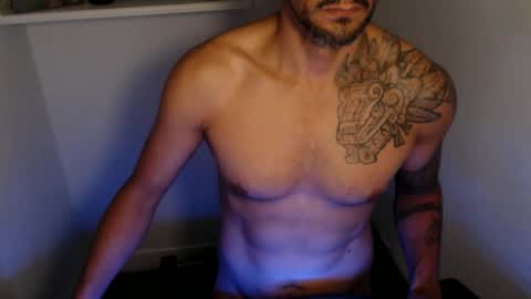 Snapshot of break_dusk chatting on October 2025 05:27:01 AM break_dusk online show from October 2025 05:27:01 AM