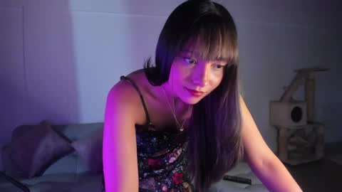 breakfastwithtiffanys online show from May 2026 01:01:02 AM
