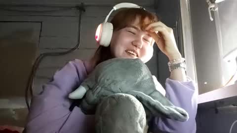 Dina online show from February 2026 03:04:02 AM