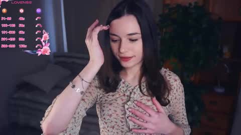 Mia Bunyard online show from October 2025 07:42:01 AM