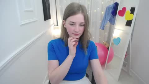 Snapshot of bree_sky chatting on May 2026 04:04:02 PM Bree online show from May 2026 04:04:02 PM