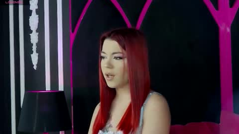 Snapshot of breezelle chatting on February 2026 06:55:02 AM Zeline online show from February 2026 06:55:02 AM