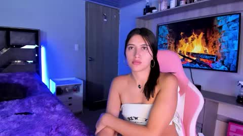 Snapshot of brenda1307 chatting on September 2025 10:20:02 PM Brenda moris online show from September 2025 10:20:02 PM