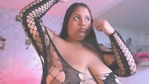 Snapshot of brenda_baby_ chatting on September 2025 11:43:01 AM BREND online show from September 2025 11:43:01 AM