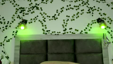 Brenda online show from February 2025 06:35:02 PM