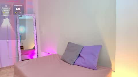 Snapshot of brendda_tay chatting on February 2025 03:45:01 AM BRENDDA online show from February 2025 03:45:01 AM