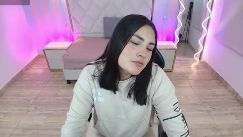 Snapshot of brendda_tay chatting on October 2025 02:56:02 AM BRENDDA online show from October 2025 02:56:02 AM