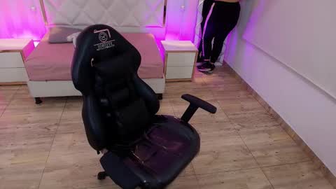 Snapshot of brendda_tay chatting on October 2025 03:28:02 AM BRENDDA online show from October 2025 03:28:02 AM