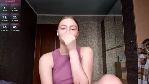 Mia   online show from February 2026 05:12:02 AM