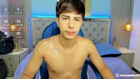 Esteban online show from April 2026 12:24:01 PM