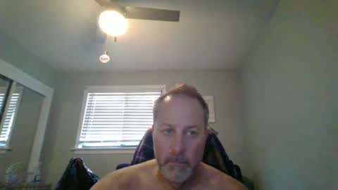 hey online show from May 2026 06:35:01 PM