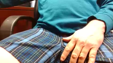 Snapshot of bri19741974 chatting on November 2025 09:50:02 PM WorkinandPlayin online show from November 2025 09:50:02 PM