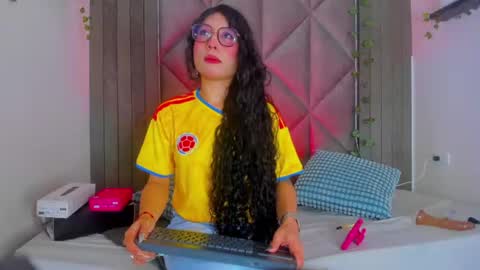 B R I A  online show from June 2026 02:56:02 AM