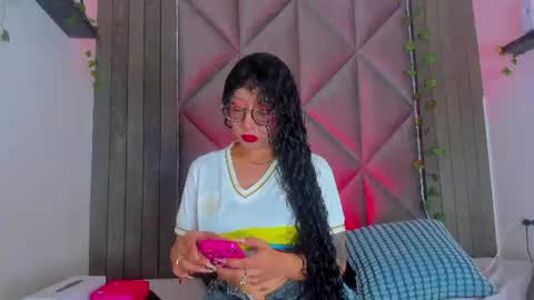 B R I A  online show from June 2026 02:54:02 AM