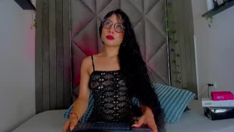 Snapshot of briaconner_ chatting on July 2026 03:09:01 AM B R I A online show from July 2026 03:09:01 AM