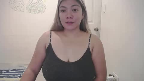 Snapshot of briana_lovexx chatting on February 2026 12:41:02 AM Briana online show from February 2026 12:41:02 AM