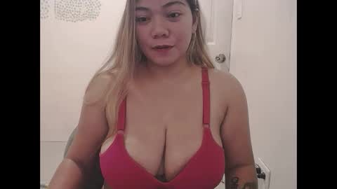 Snapshot of briana_lovexx chatting on March 2026 02:16:02 AM Briana online show from March 2026 02:16:02 AM