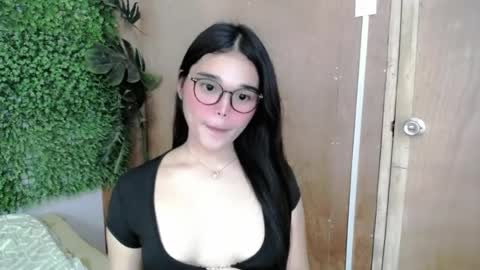 Snapshot of briana_sinclaire chatting on July 2026 05:01:01 AM Claire online show from July 2026 05:01:01 AM