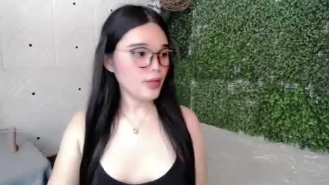 Snapshot of briana_sinclaire chatting on July 2026 01:08:01 AM Claire online show from July 2026 01:08:01 AM