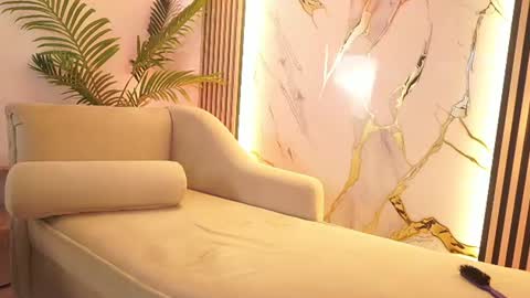 Briana Lane online show from June 2026 12:32:02 AM