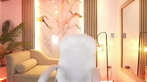 Briana Lane online show from June 2026 07:01:02 PM