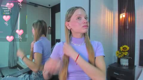 Briana online show from October 2025 03:24:01 PM