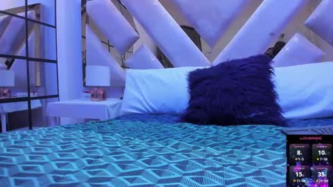 Brianna  online show from October 2025 12:35:01 PM